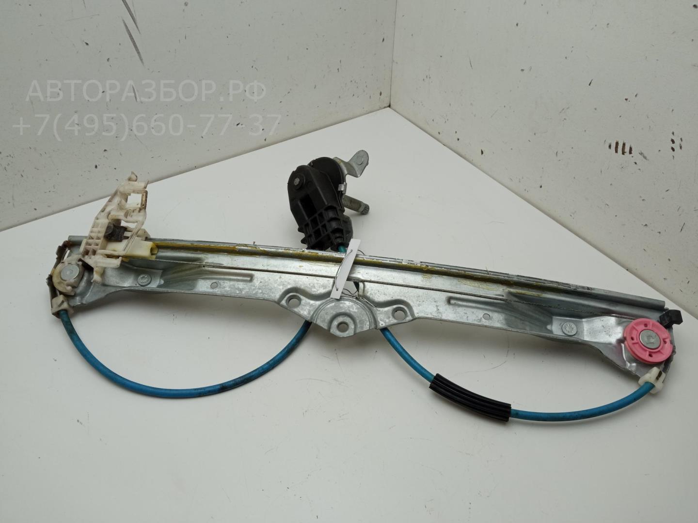 Стеклоподъемник механ. задний левый