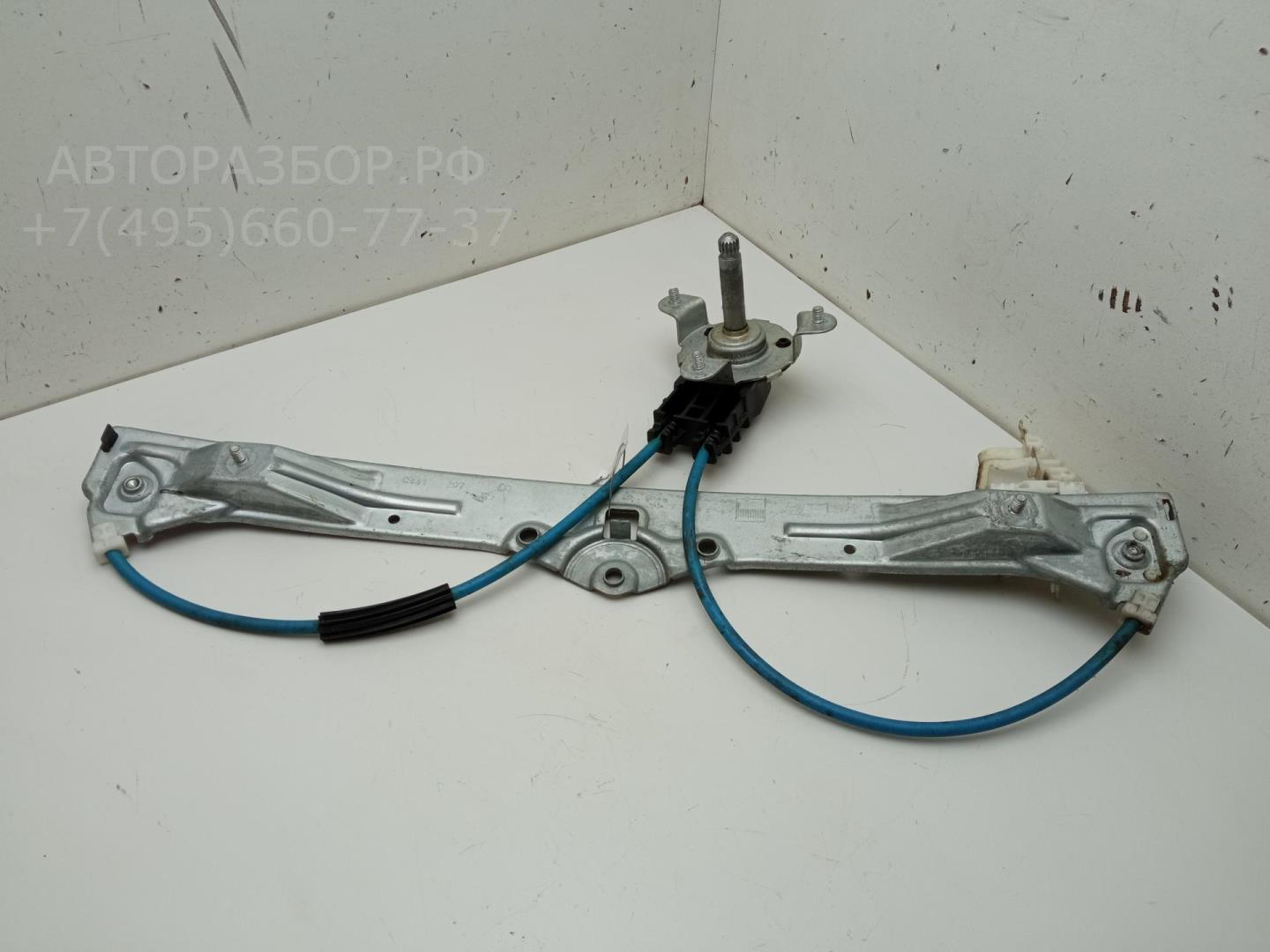 Стеклоподъемник механ. задний левый