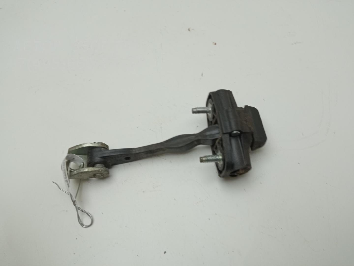 Ограничитель двери