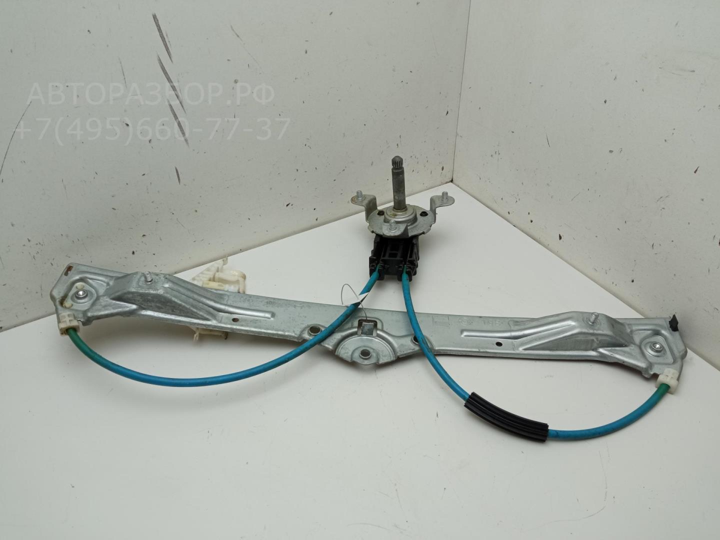 Стеклоподъемник механ. задний правый