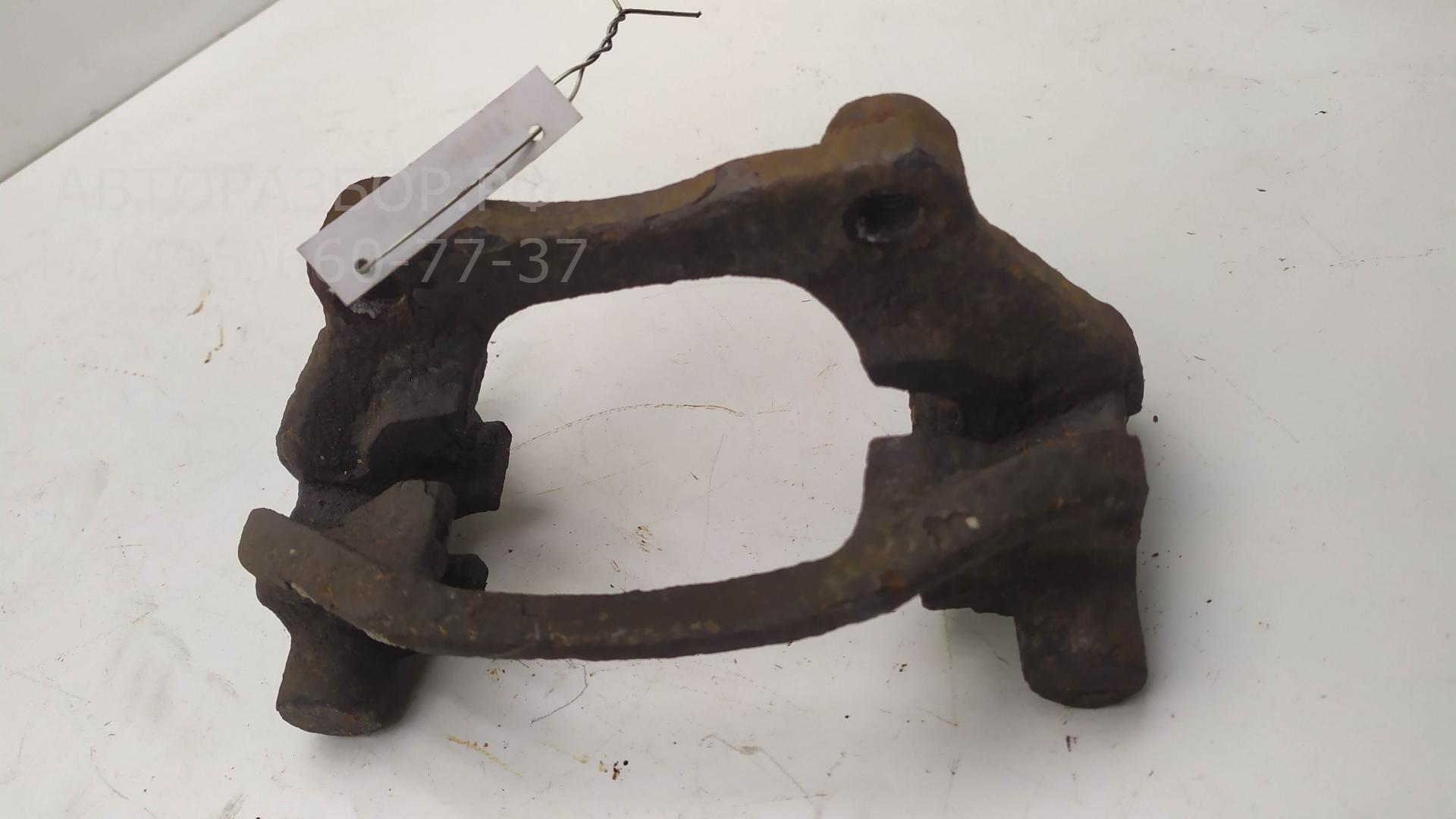 Скоба суппорта заднего