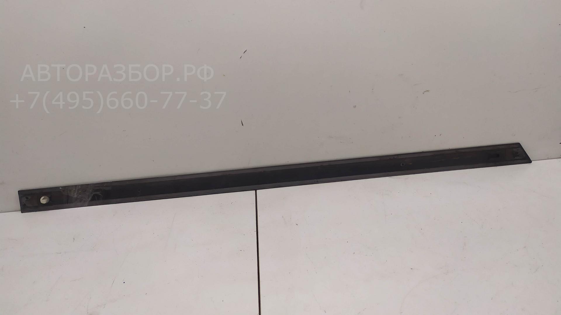 Накладка двери задней левой