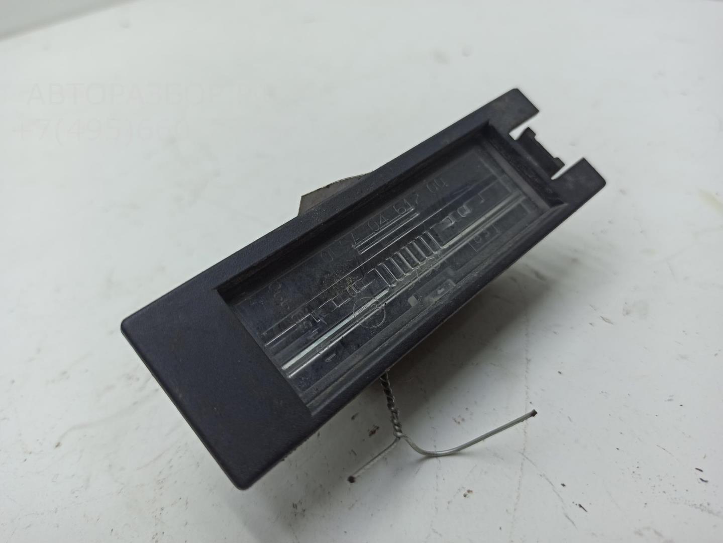 Фонарь подсветки номера