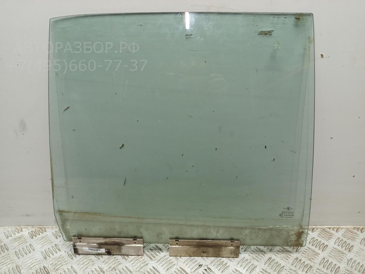 Стекло двери задней правой