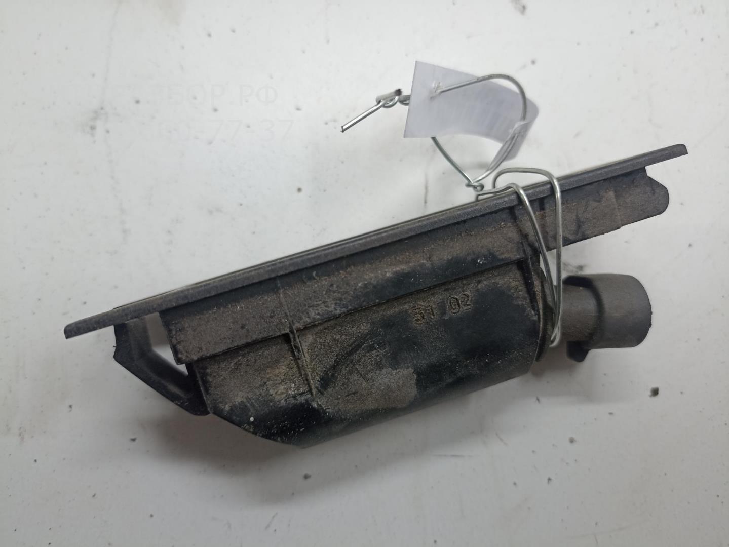 Фонарь подсветки номера