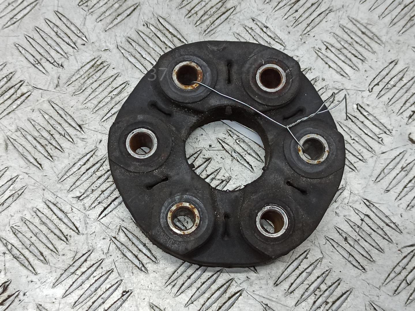 Муфта эластичная карданного вала