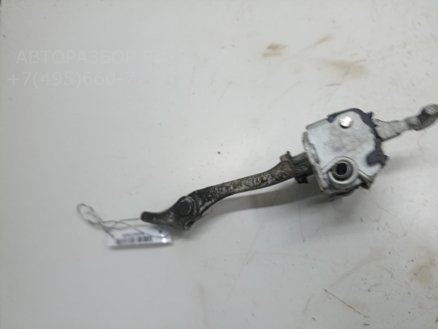 Ограничитель двери