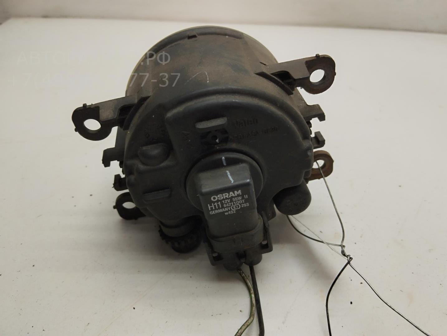 Фара противотуманная левая