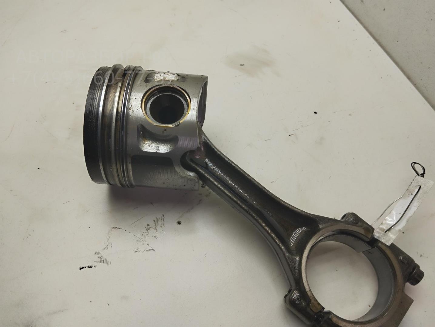 Поршень с шатуном