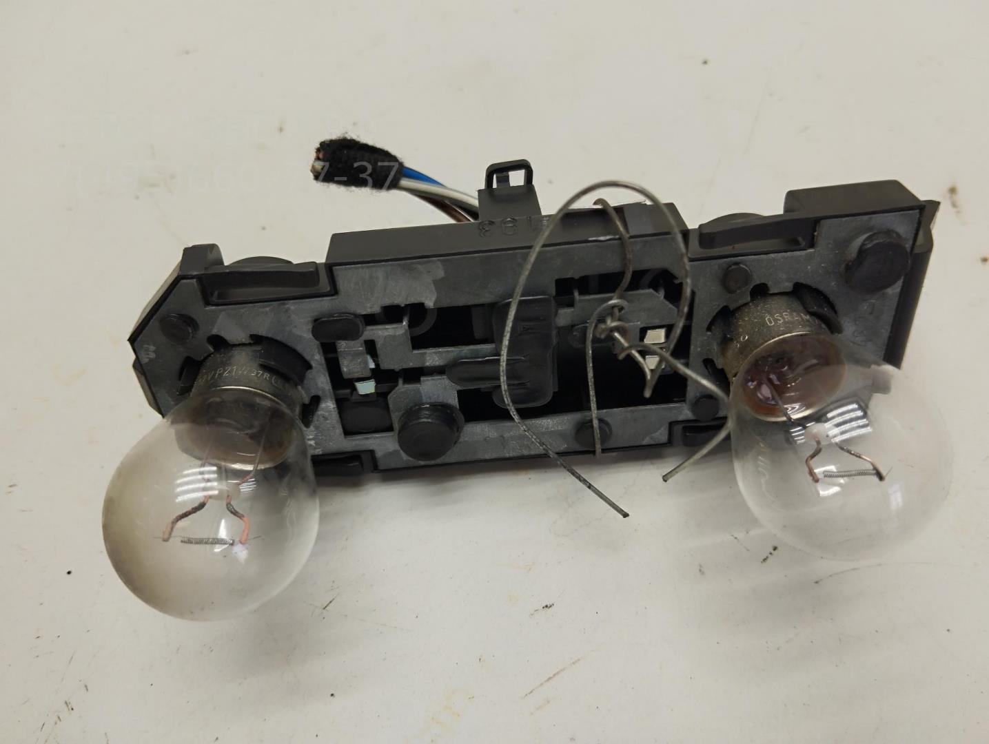 Плата заднего фонаря правого