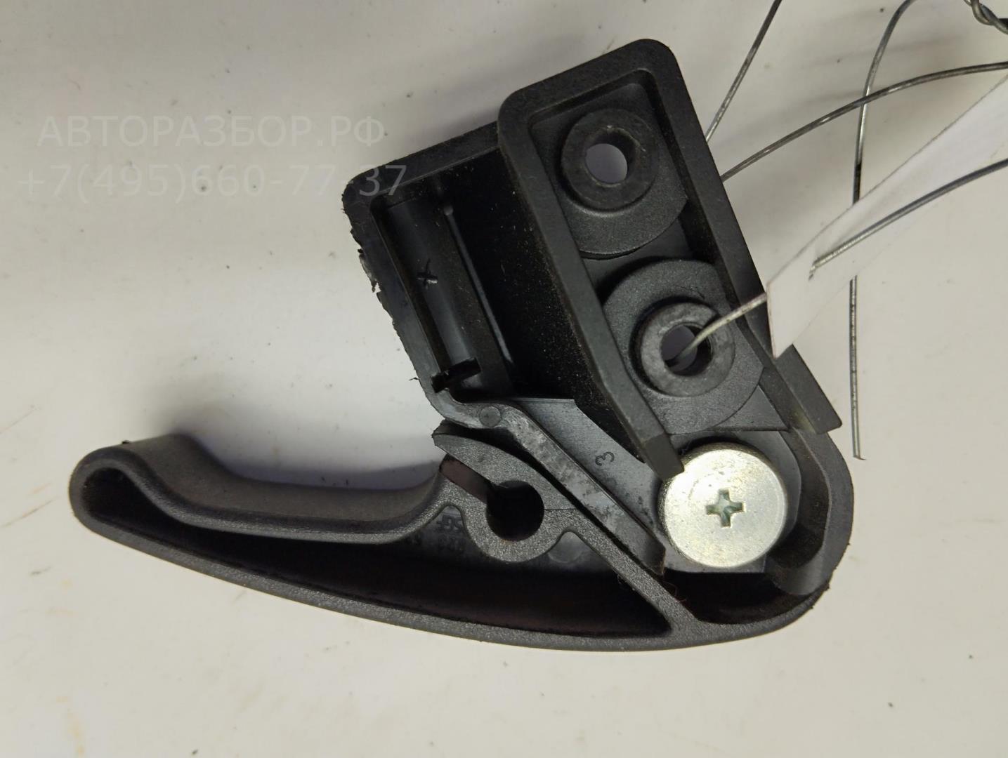 Ручка открывания капота