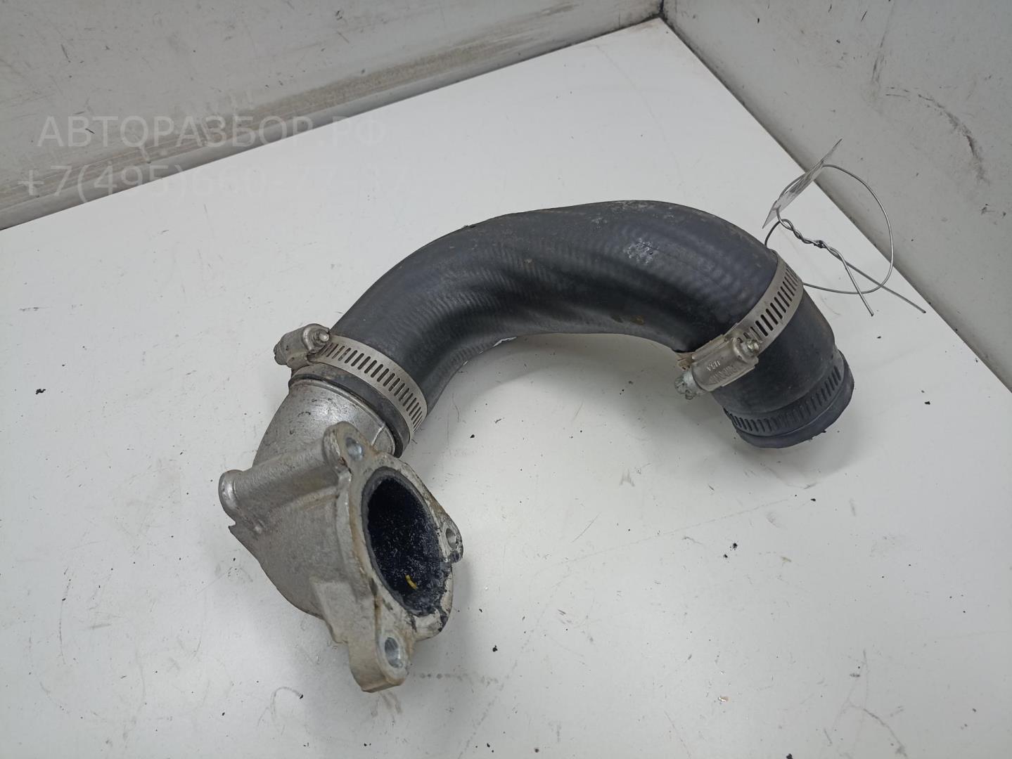 Патрубок интеркулера