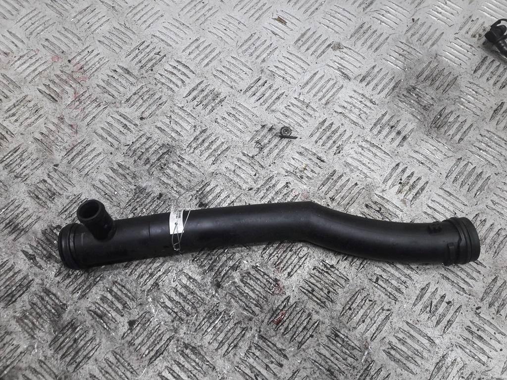 Трубка системы охлаждения