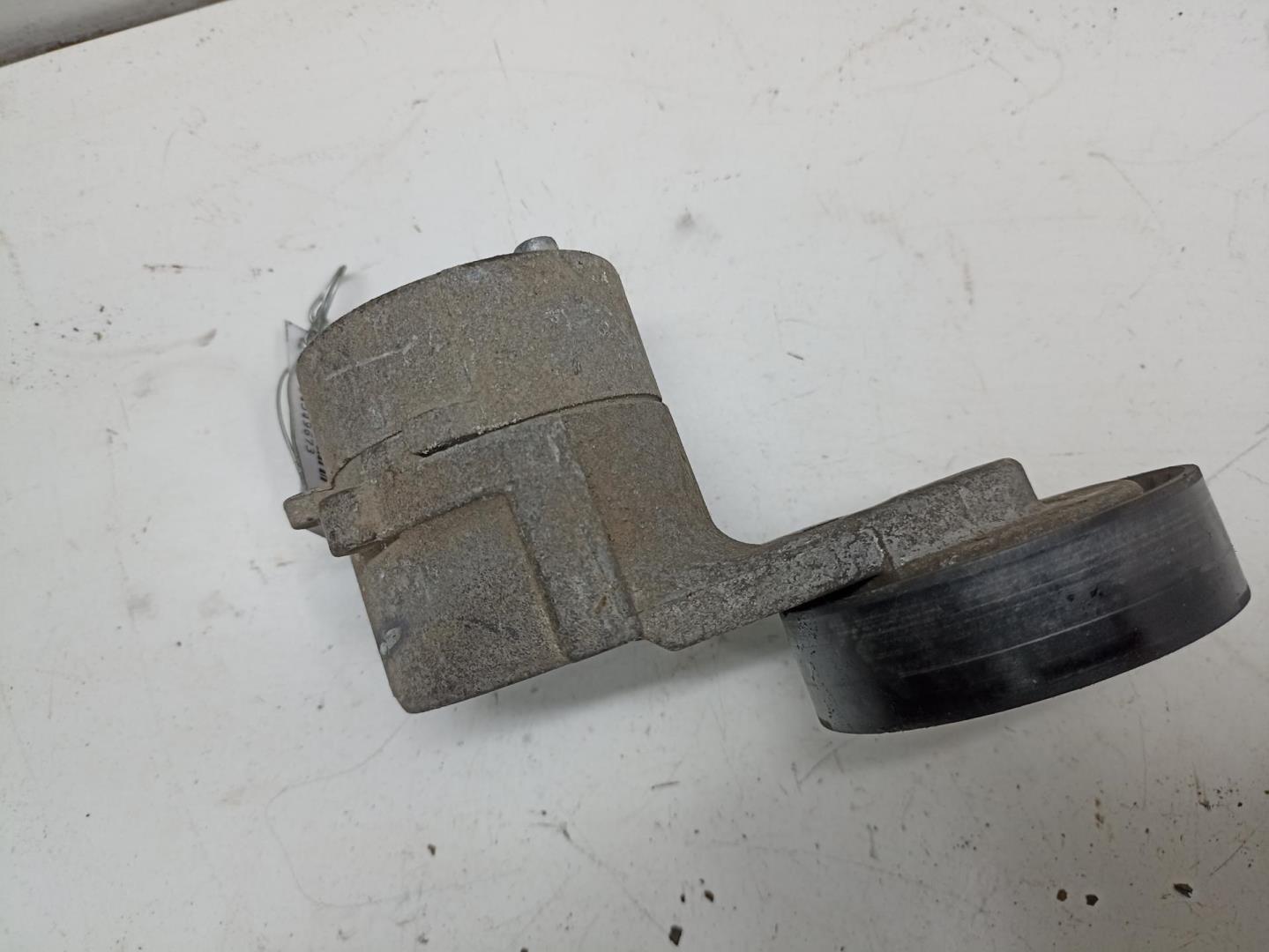 Механизм натяжения ремня ГРМ