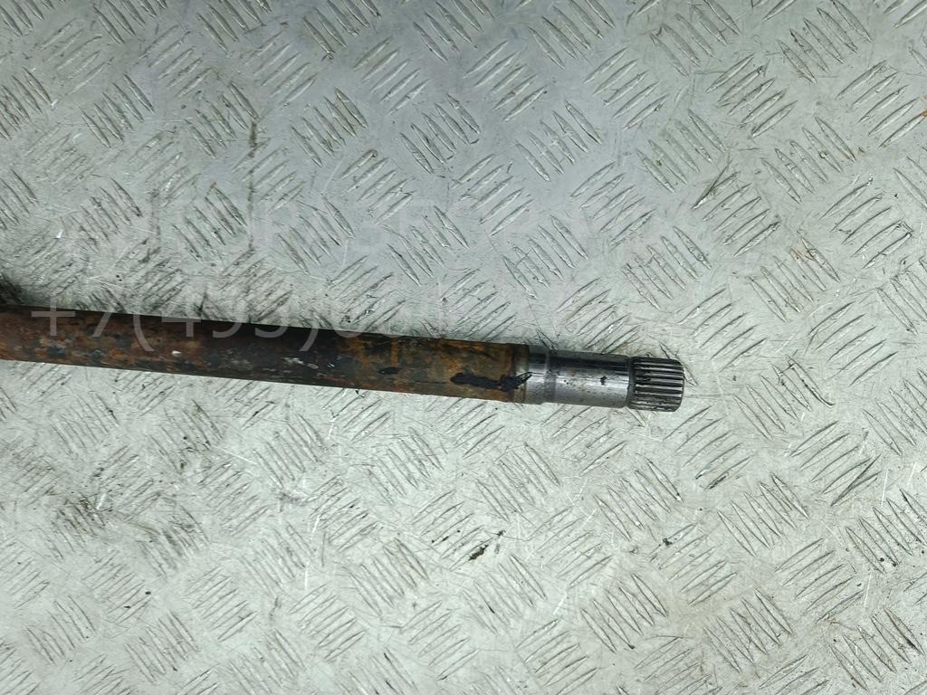Полуось передняя правая