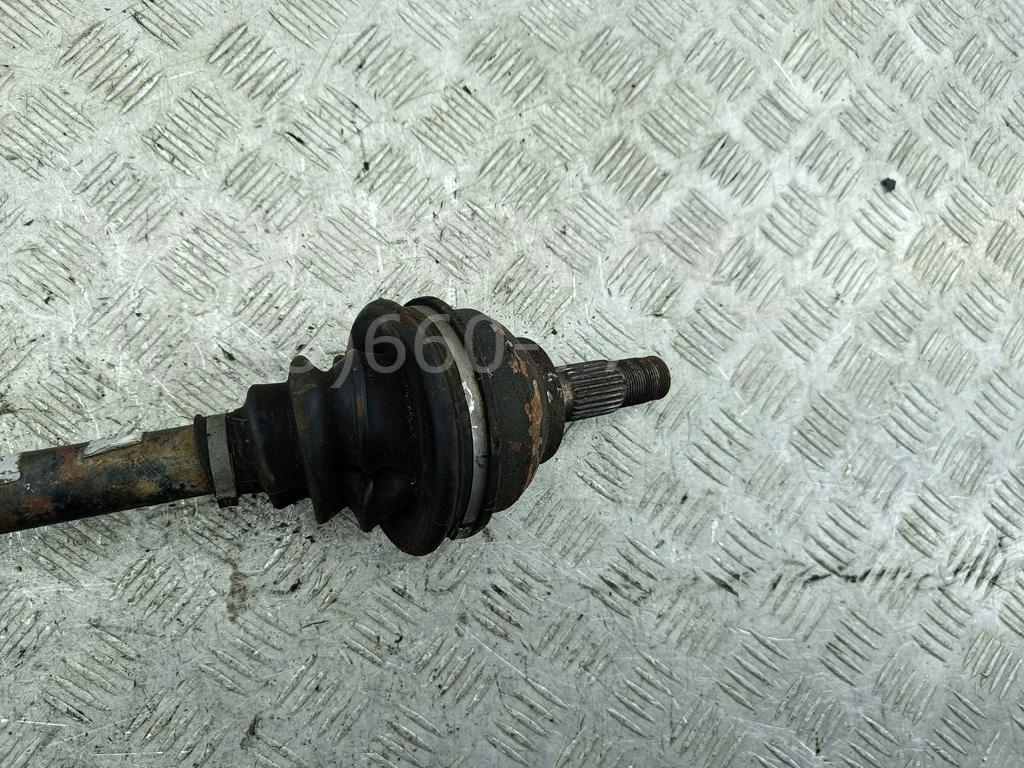 Полуось передняя правая