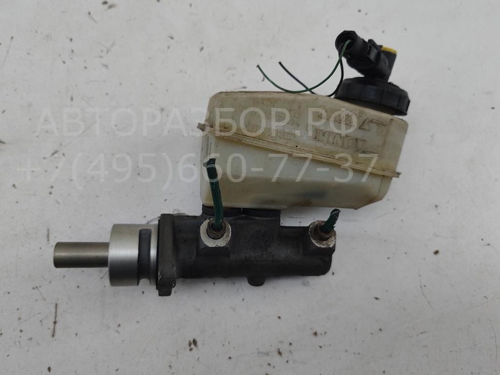 Цилиндр тормозной главный