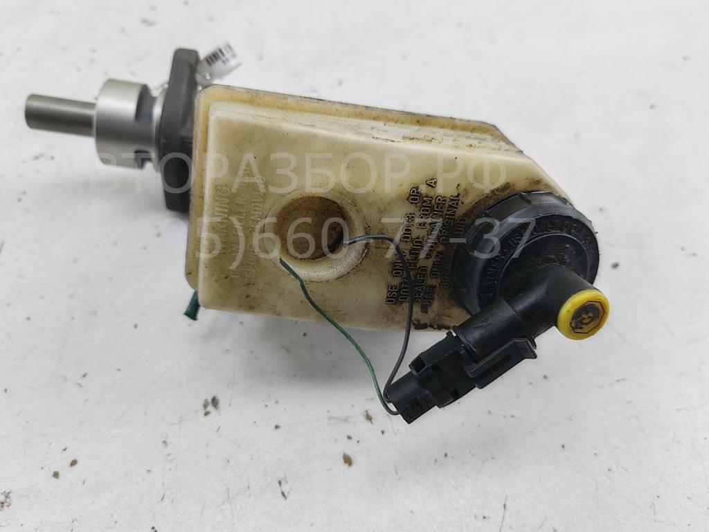 Цилиндр тормозной главный