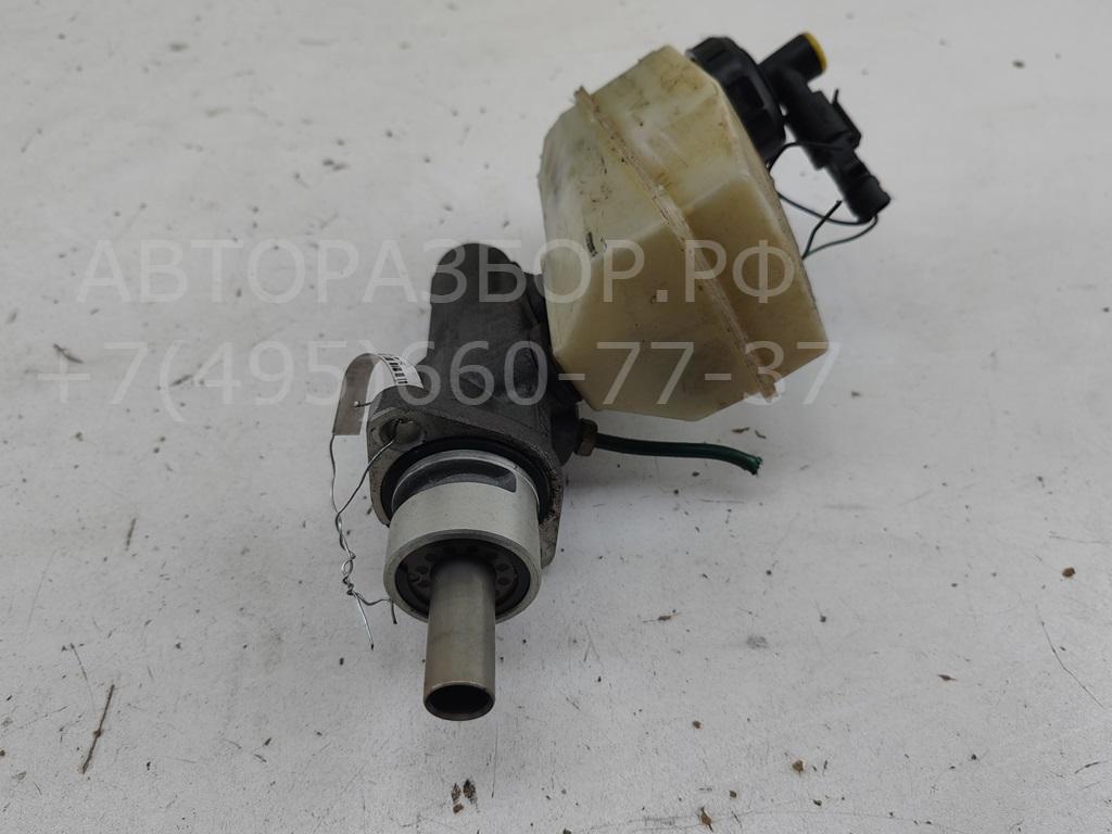 Цилиндр тормозной главный