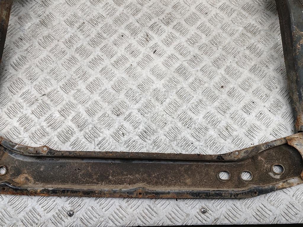 Балка подмоторная