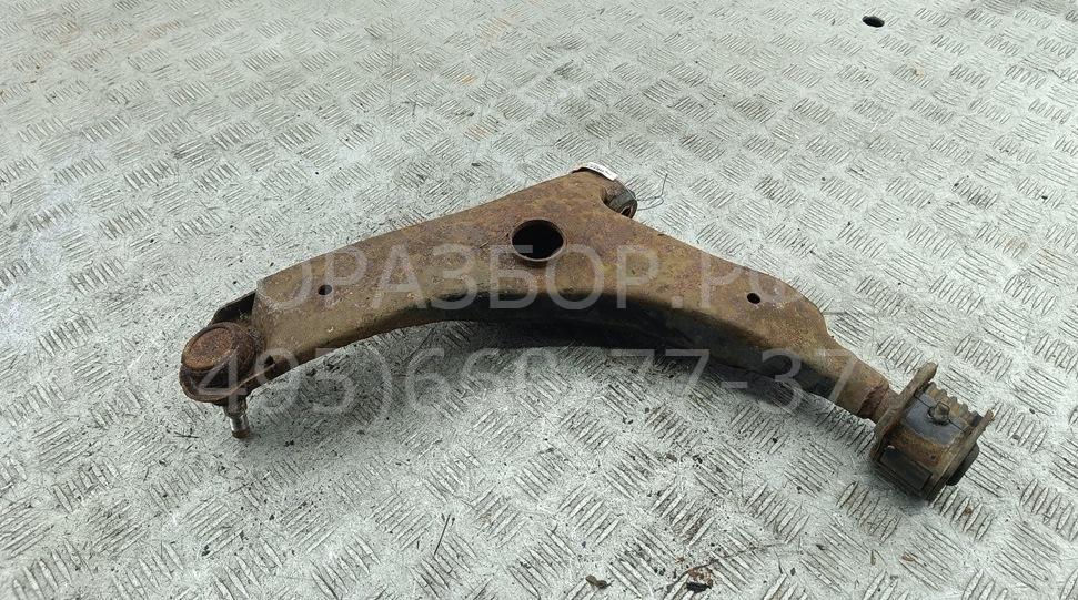 Рычаг передний правый