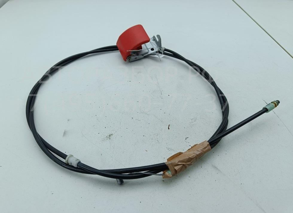 Трос открывания капота