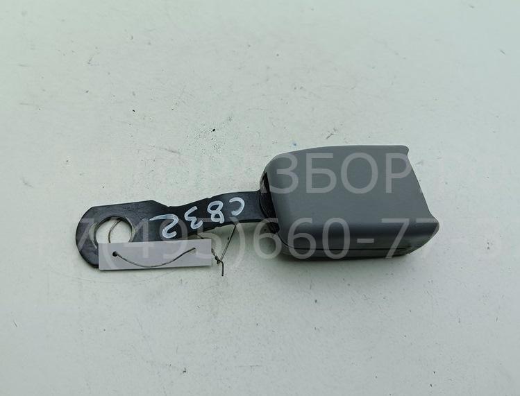 Ответная часть ремня безопасности