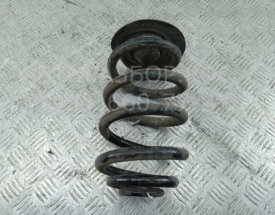 Пружина задняя