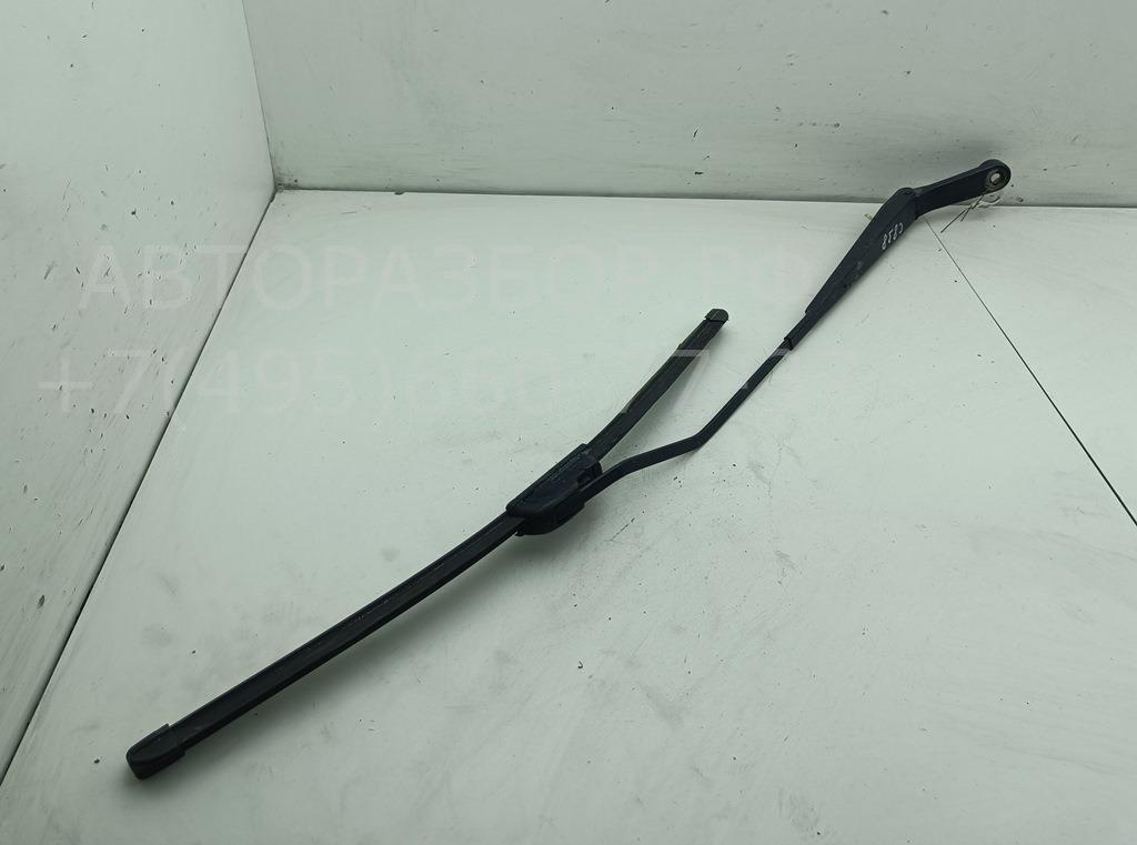 Поводок стеклоочистителя передний правый
