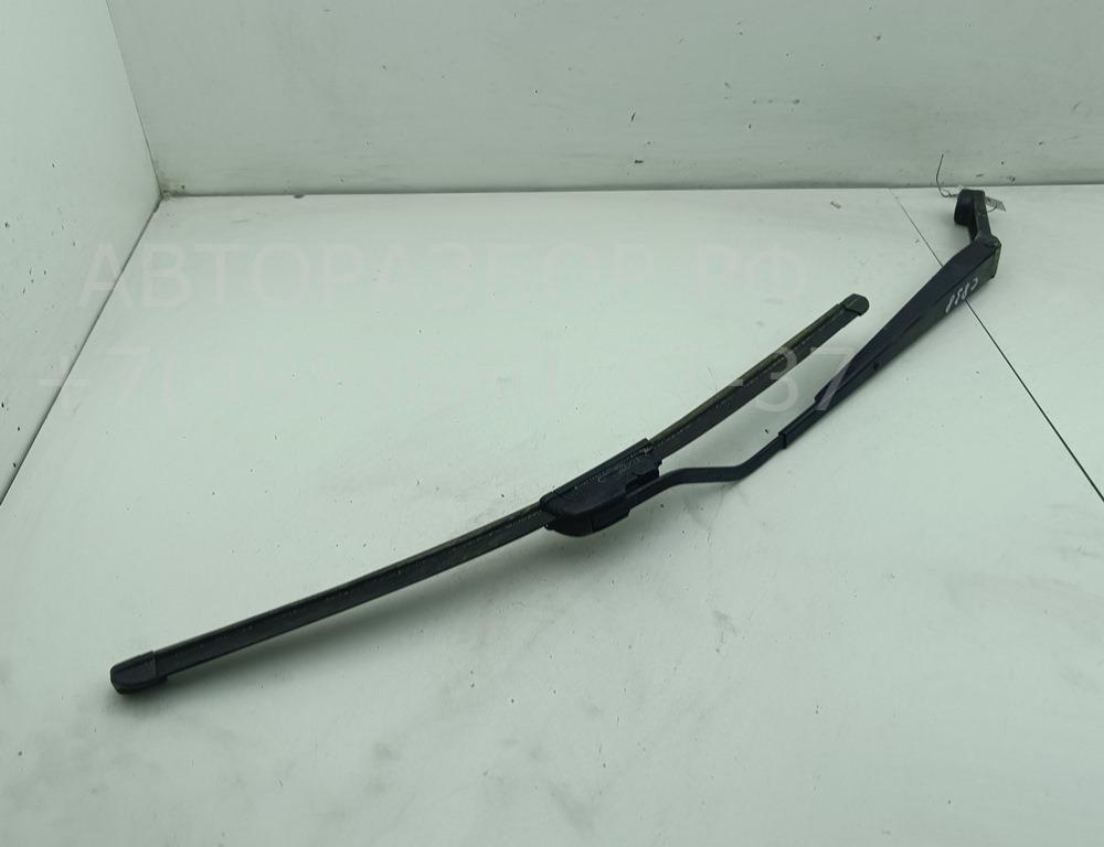 Поводок стеклоочистителя передний левый