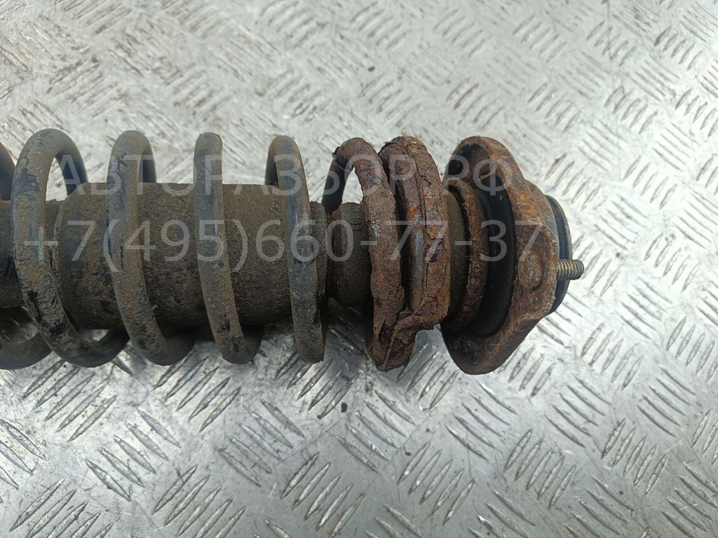 Амортизатор передний правый