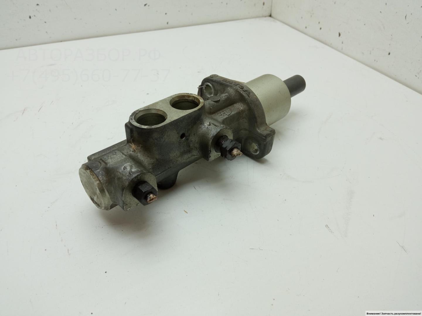 Цилиндр тормозной главный