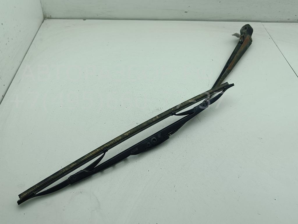 Поводок стеклоочистителя передний левый