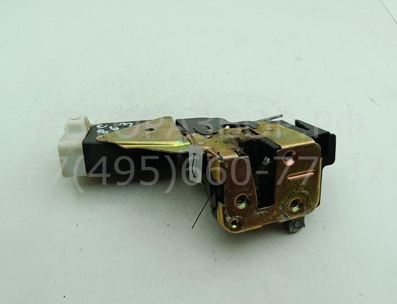 Замок двери передней правой