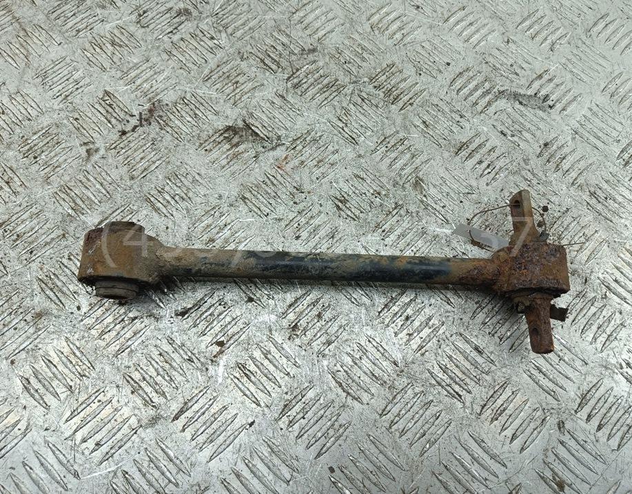 Рычаг задний правый