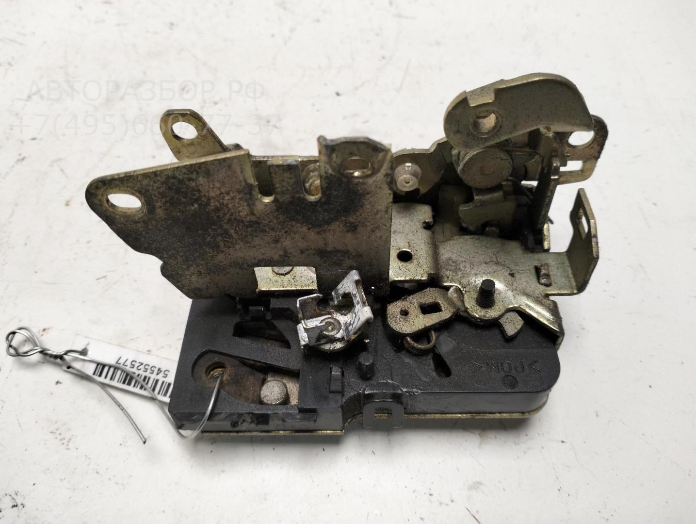 Замок двери задней левой