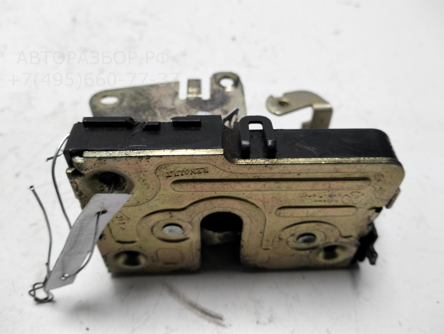 Замок двери задней левой