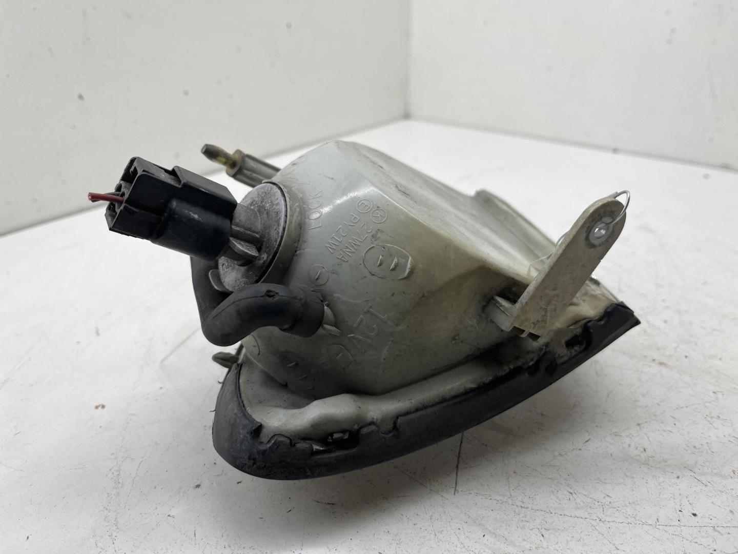 Указатель поворота правый