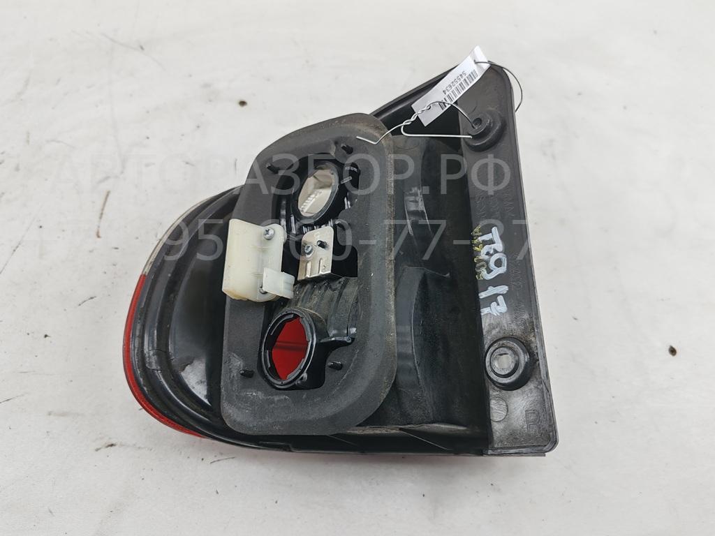 Фонарь задний правый