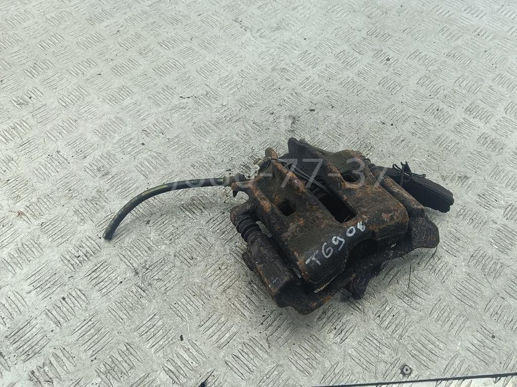 Суппорт передний правый