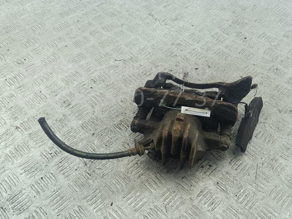 Суппорт передний правый