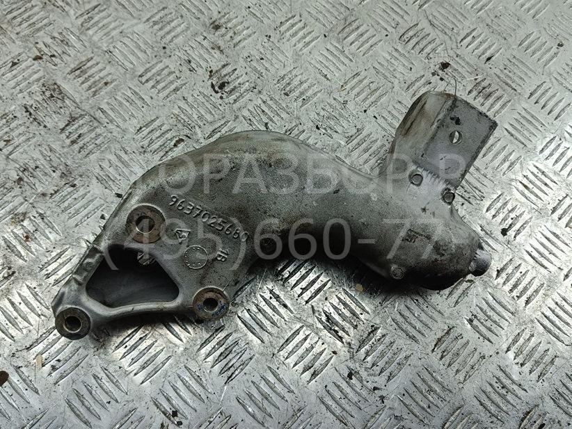 Опора двигателя