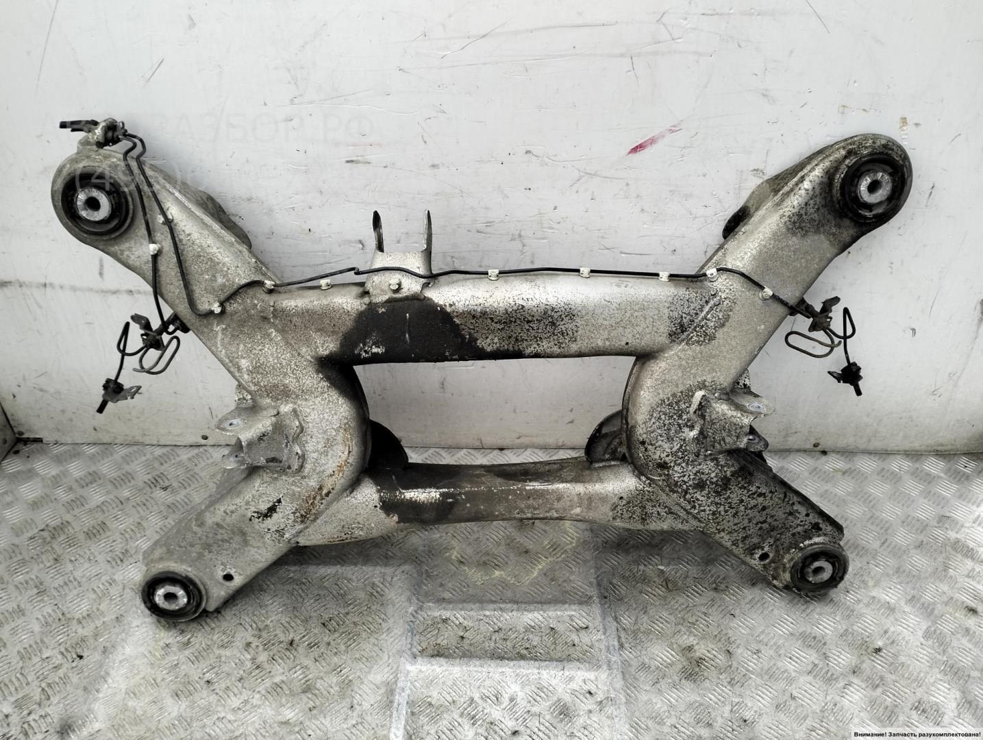 Балка задняя