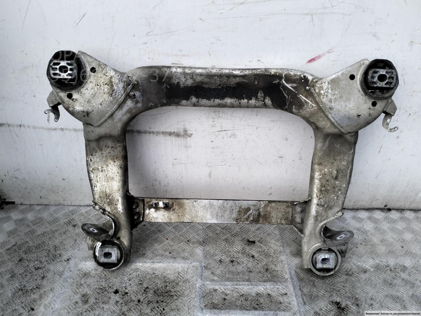 Балка подмоторная