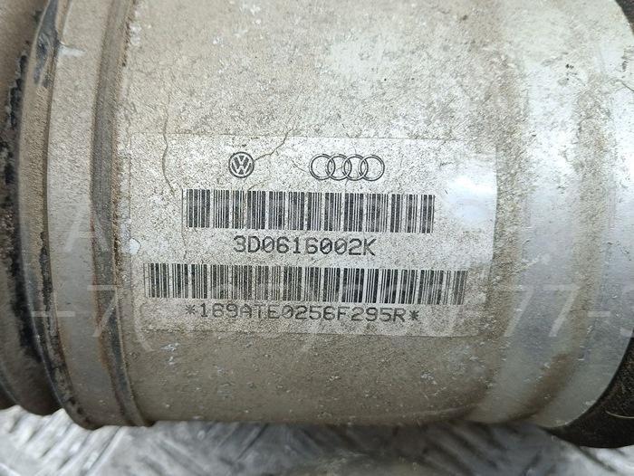 Амортизатор задний правый