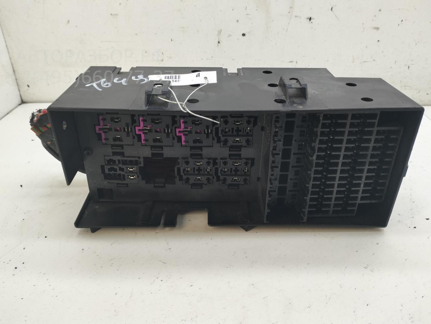 Блок предохранителей