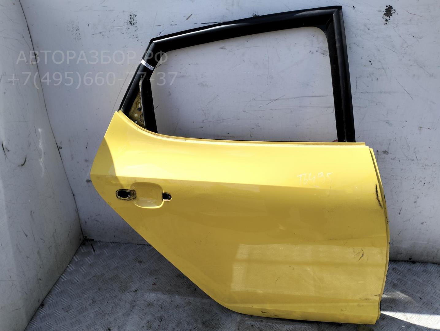 Дверь задняя правая