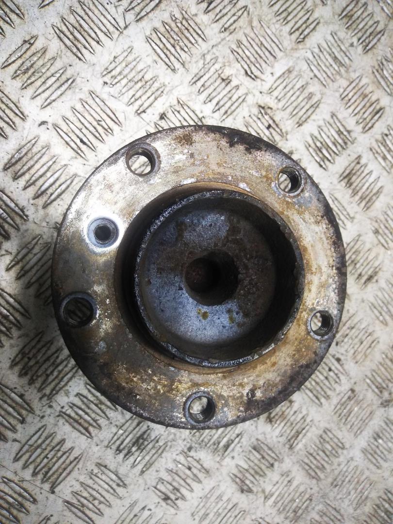 Ступица передняя