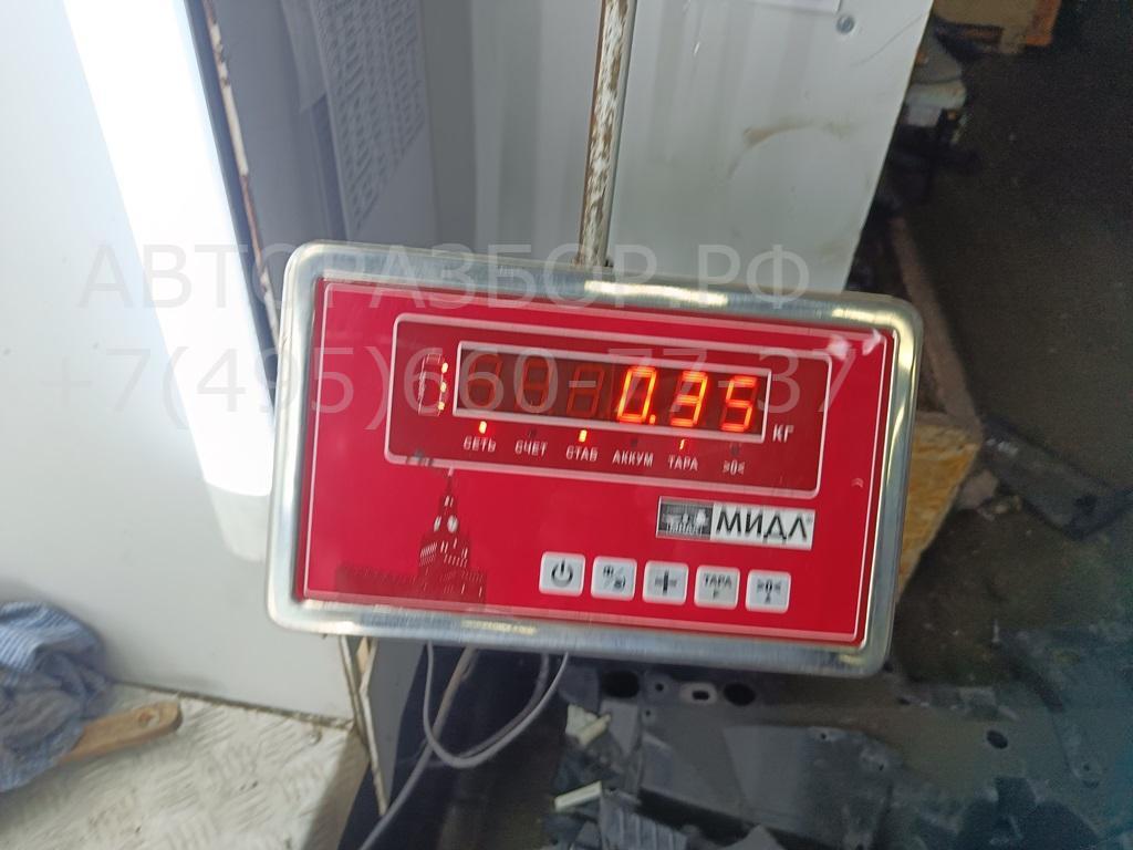 Решетка радиатора левая