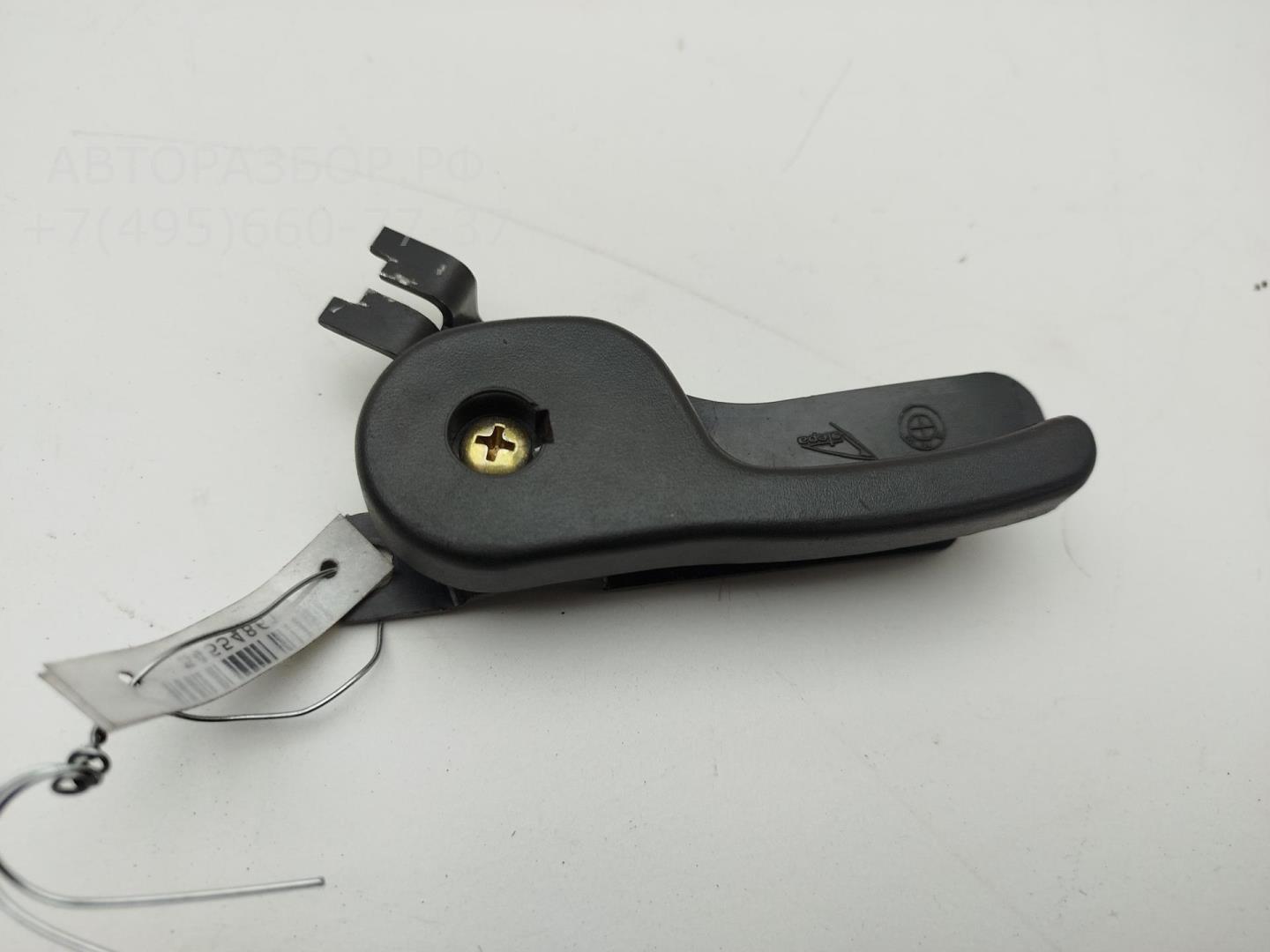 Ручка открывания капота